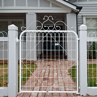 woven wire gate